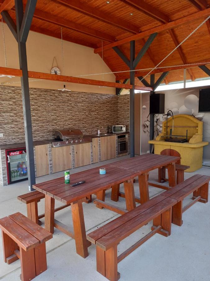 Szerencsecsillag Vendégház Kiskoros Extérieur photo