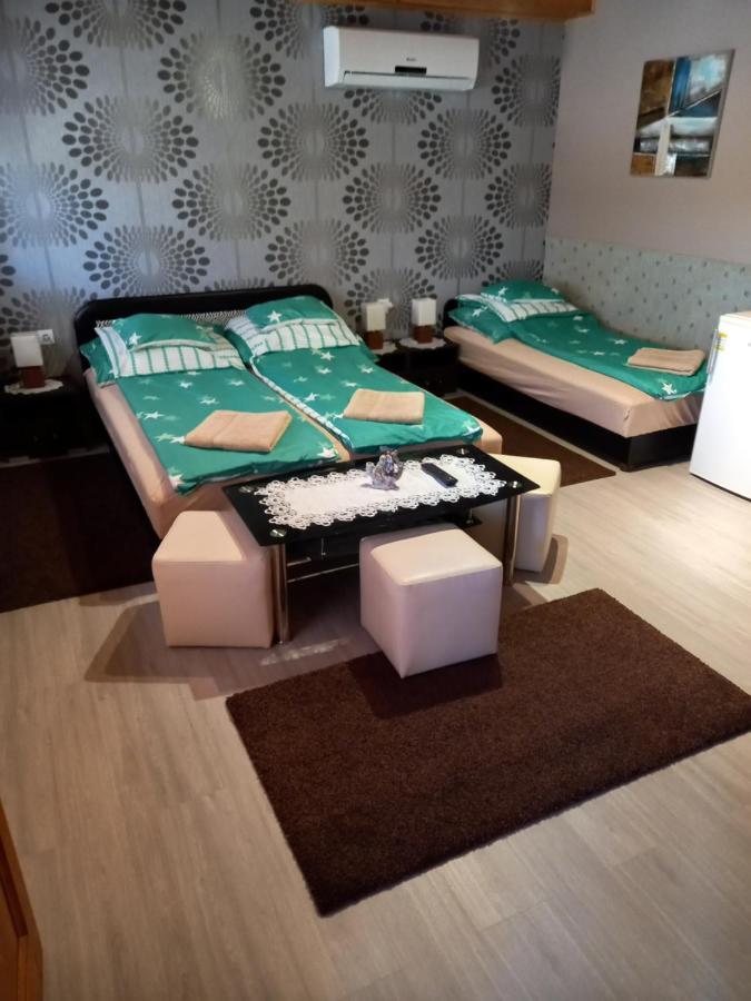 Szerencsecsillag Vendégház Kiskoros Extérieur photo